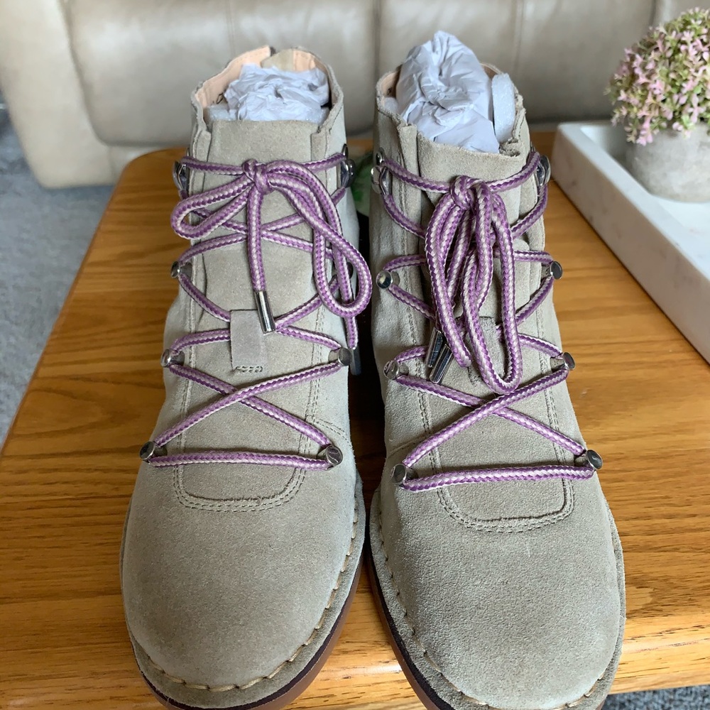 Ankle boots